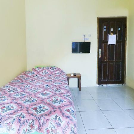Sentosa76 Guest House Balikpapan  Esterno foto