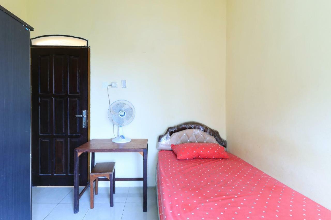Sentosa76 Guest House Balikpapan  Esterno foto