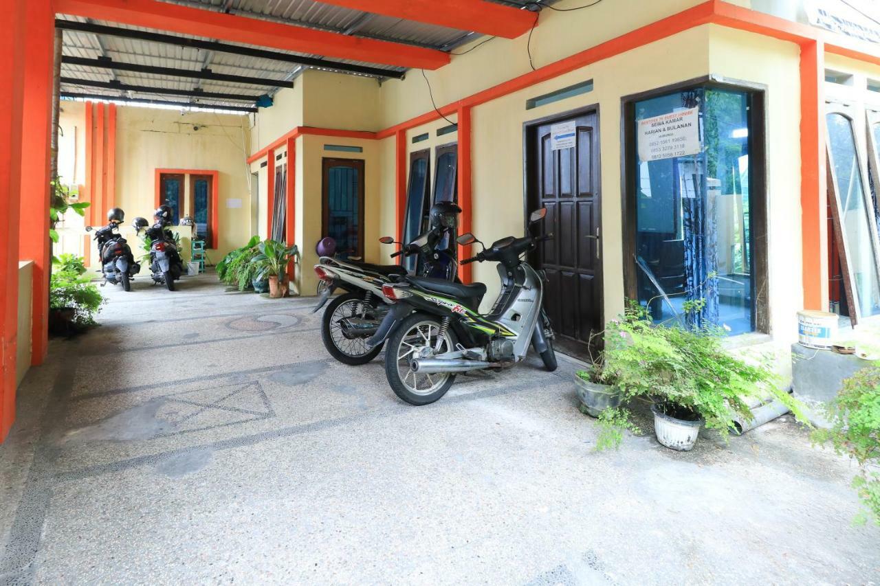 Sentosa76 Guest House Balikpapan  Esterno foto