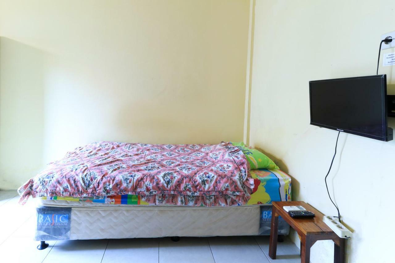 Sentosa76 Guest House Balikpapan  Esterno foto